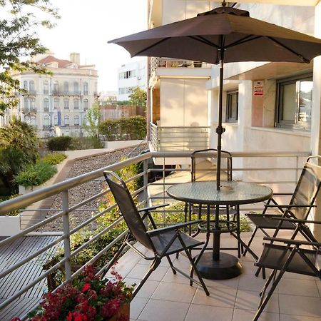 Joivy Graca Luminous 2-Br Apartment With Terrace Лісабон Екстер'єр фото