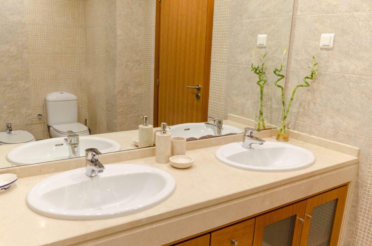 Joivy Graca Luminous 2-Br Apartment With Terrace Лісабон Екстер'єр фото